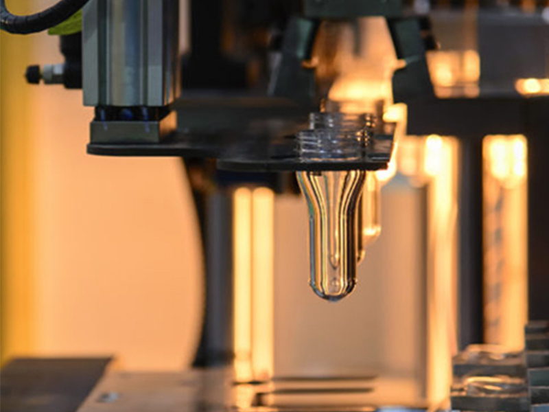 注塑机行业积极响应双碳政策